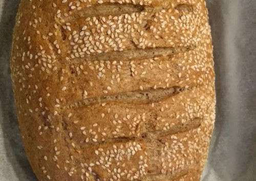 Teljes kiőrlésű kenyér 